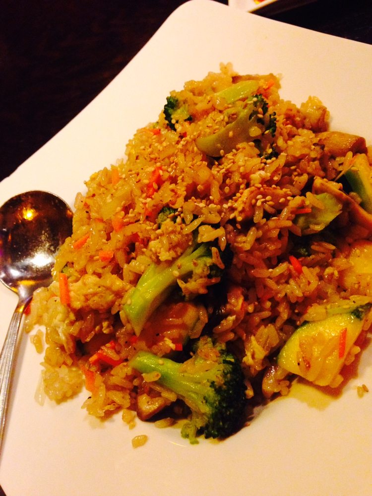 Curry fried rice with broccoli